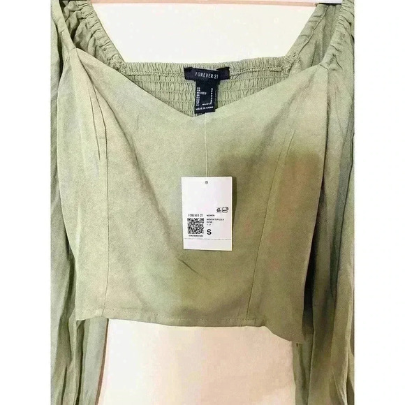 Sweetheart Peasant-Sleeve Top - Picture 5 of 5